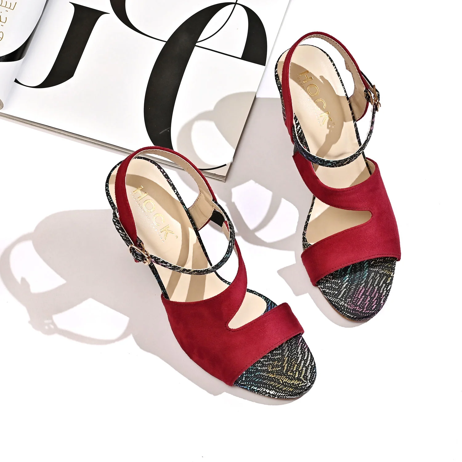 Mia - Image 7